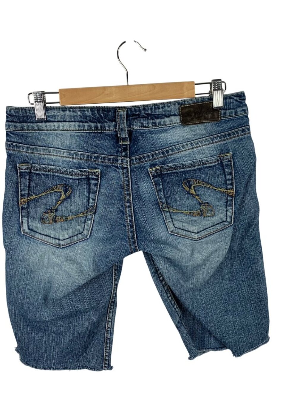 Silver Jean Cut off Bermuda shorts twisted womens size 28 - Picture 2 of 7